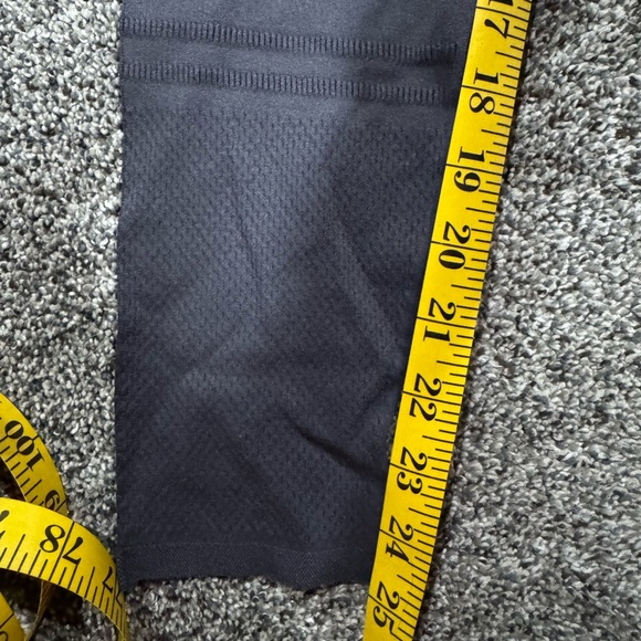 High-Waisted SculptKnit® Fabletics Open Work Legging - Picture 5 of 5